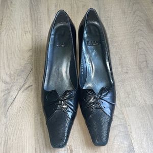 Stuart Weitzman Vintage 90s Pointed Toe Pumps